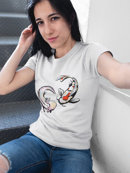 Playera Blanca Pez Koi y Ajolote